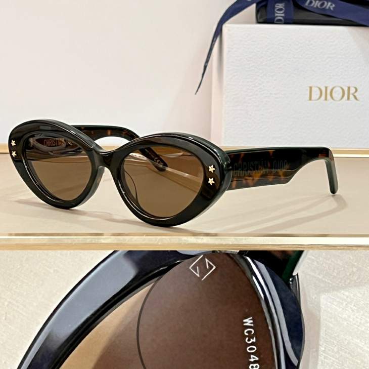 Picture of Dior Sunglasses _SKUfw75975538fw